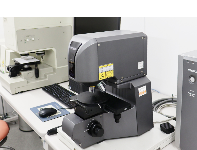 Super-resolution laser microscope